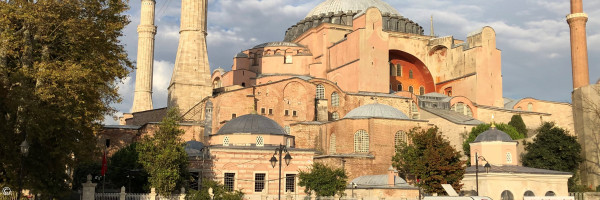 Hagia Sophia Istanbul 2023 bei Sonnenuntergangsstimmung